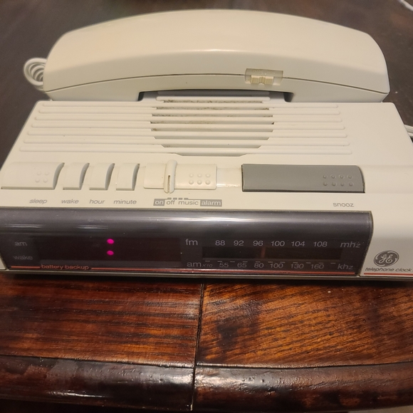 General Electric Other Vintage Ge 2971a Landline Telephone Alarm Clock Am Fm Radio White